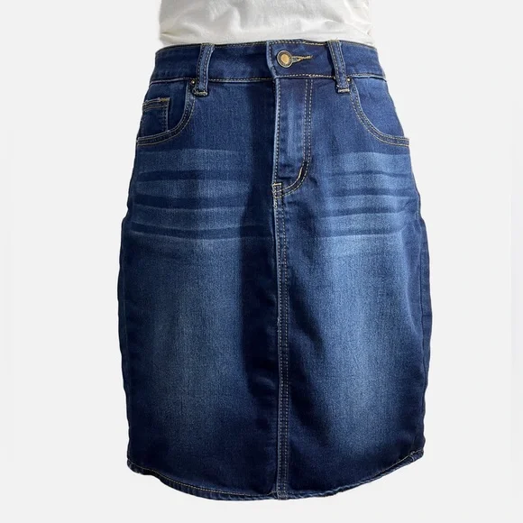 Angel Kiss Stretch Denim Mini Skirt Women’s Medium - Picture 2 of 8